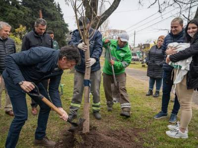 San Isidro, la ciudad donde los vecinos plantan un árbol por cada bebé recién nacido