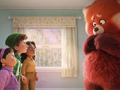 La película Turning Red de Disney y Pixar presenta a la nueva banda rompecorazones, 4Town